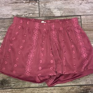 LA hearts shorts